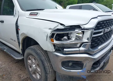 2024 Ram 2500 Big Horn 4X4 6'4 Box z USA, uszkodzony, nr VIN 3C6UR5DL9RG283488